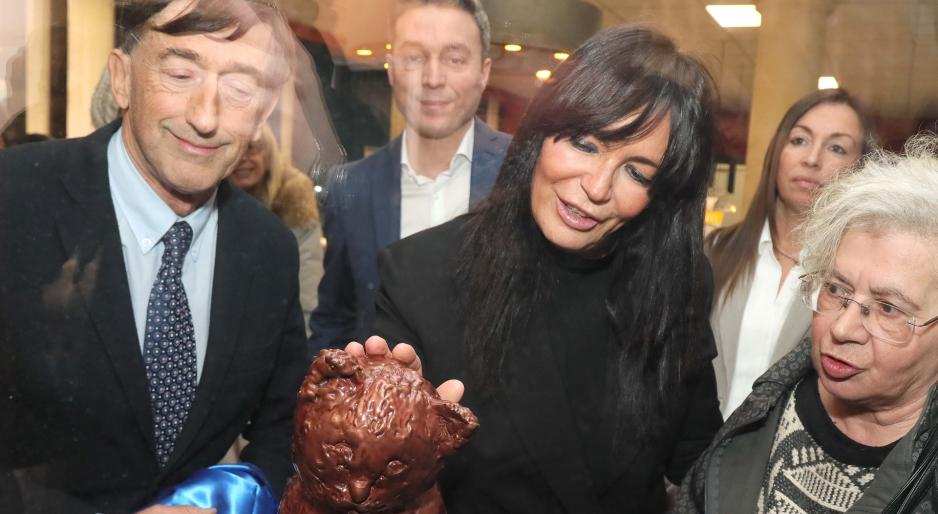 Lo svelamento della statua