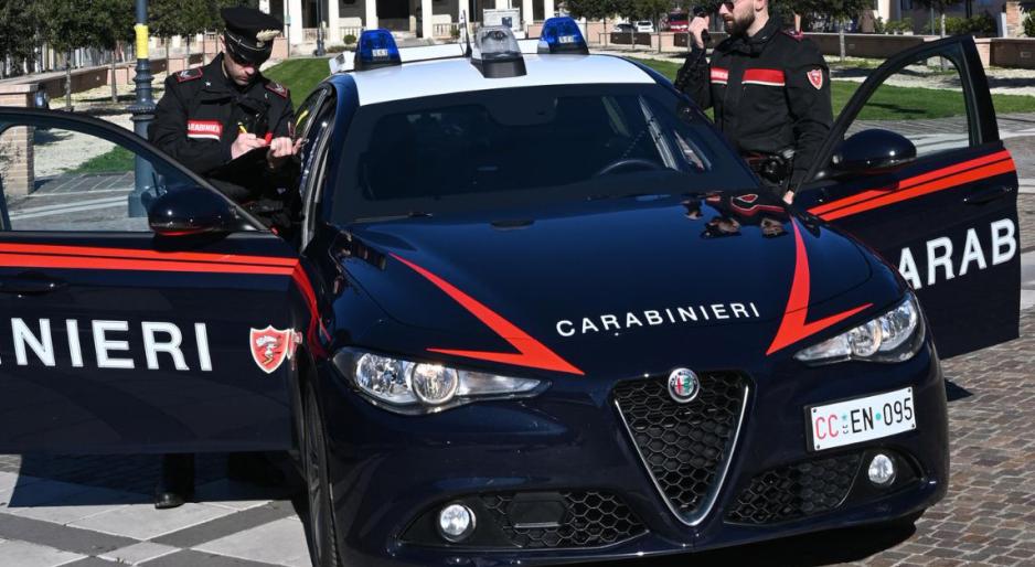 Incidente dopo che ha bevuto: via auto e patente