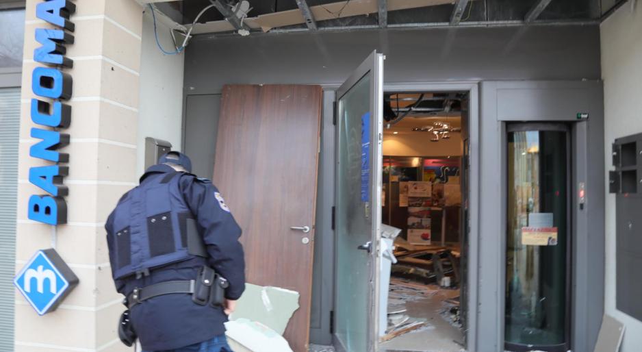 Esplosione nella notte: sono i ladri