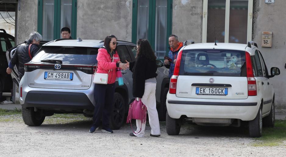 Mamma e figlio morti nel laghetto: "Era introversa&rdquo;