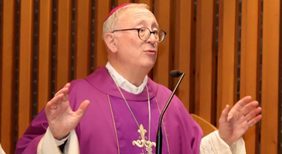 Il messaggio del vescovo: &ldquo;Vicini a chi soffre e cerca la pace&rdquo;