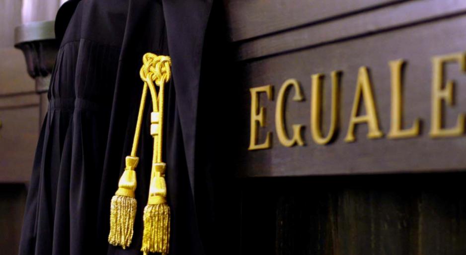 Le tre maestre vanno a processo