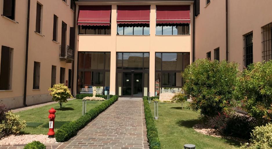 Niente stipendi, acque agitate in Casa Albergo